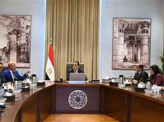 تمهيدًا للتشغيل الرسمي.. «مدبولي» يتابع اللمسات الأخيرة لـ «المونوريل» والقطار الكهربائي السريع